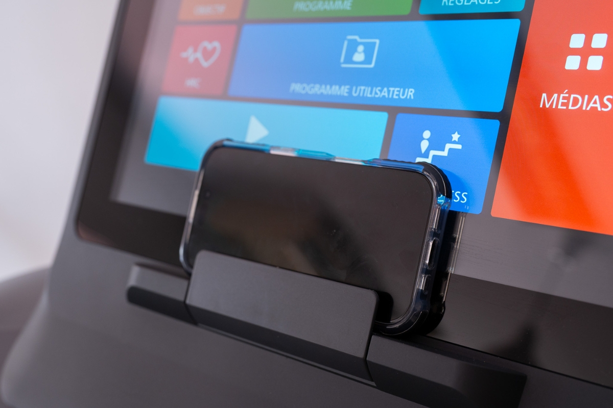 support tablette avec smartphone lynx konect 2.0
