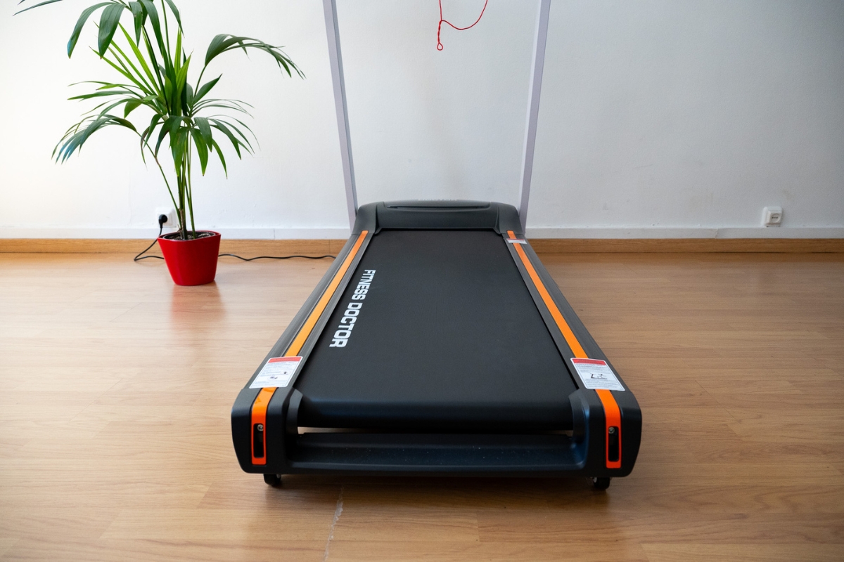 surface de course vide fitness doctor x trail 3